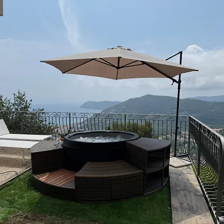 Domus Luxury Willa Alassio